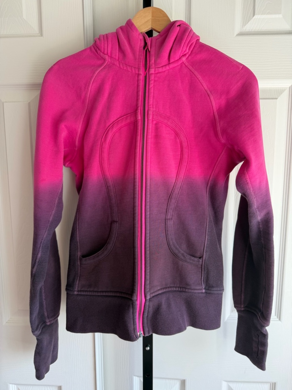 Lululemon Fantastic Condition Special Edition 
Scuba Hoodie Women’s Size: 4